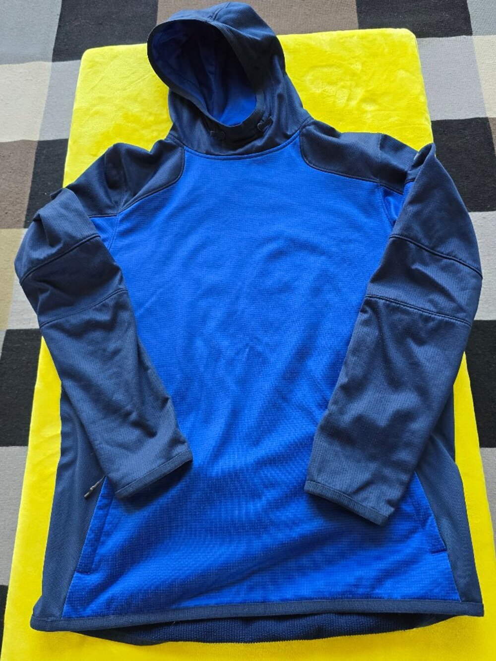 Under Armour fitted ColdGear Reactor Hoodie blue large
